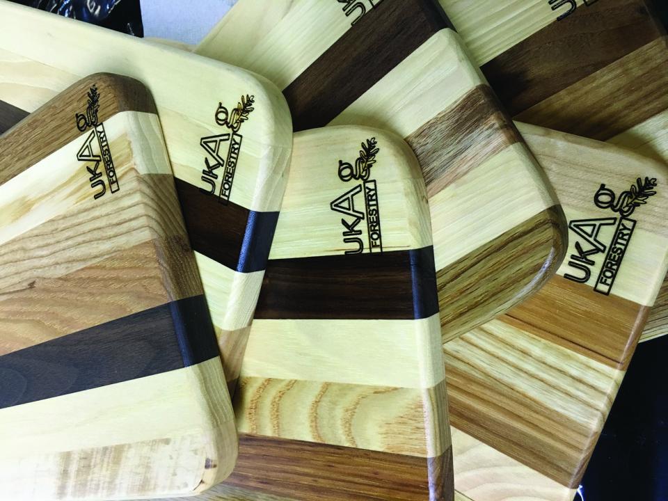 Photo of wood products - cutting boards Photo of wood products - cutting boards